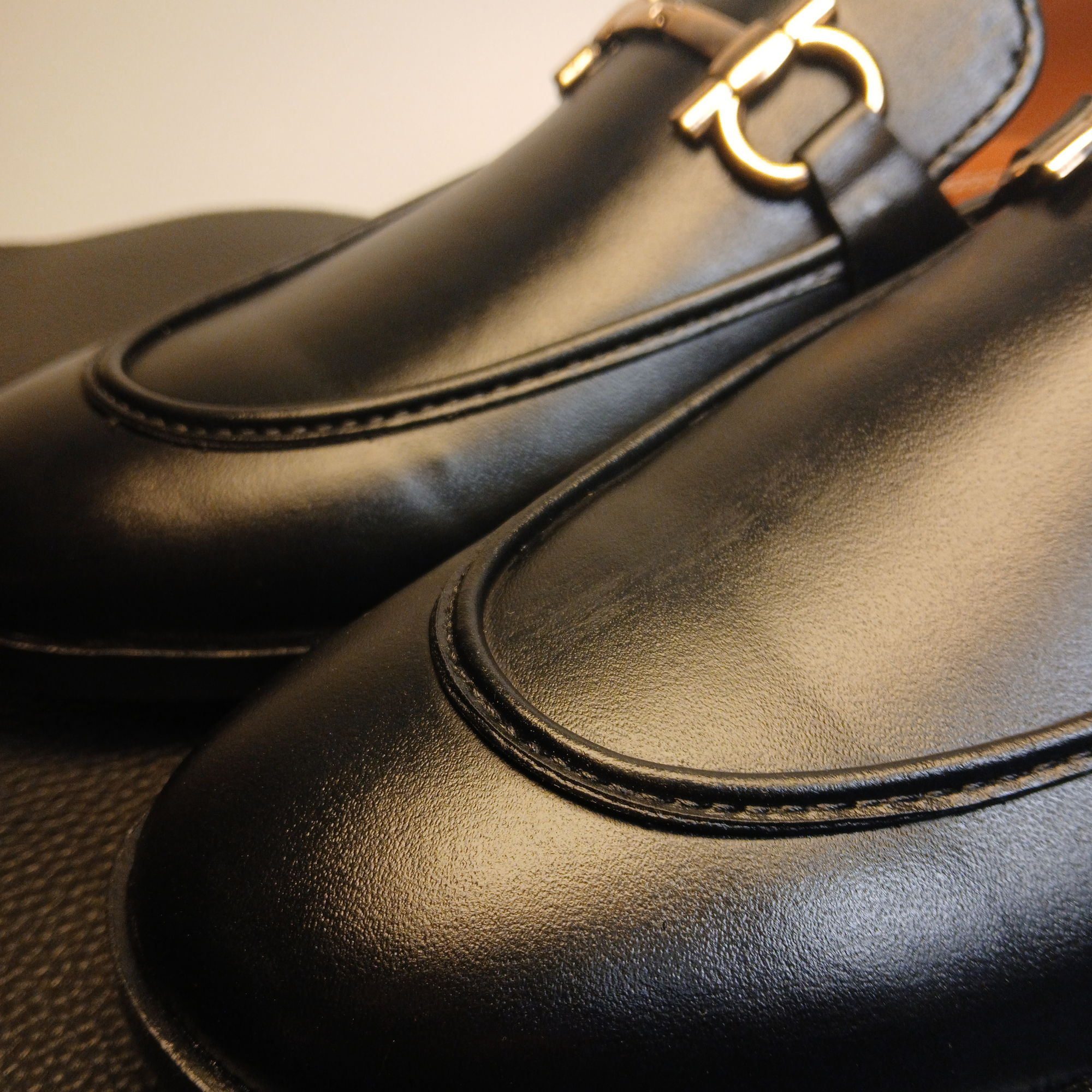 fl-21 Leather Loafers